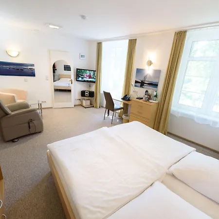 Otel Boeving Breckerfeld