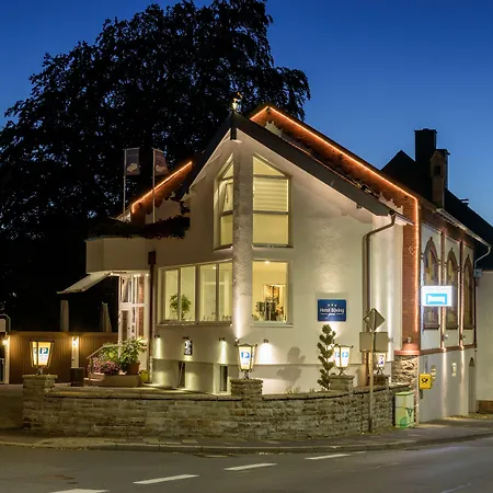 Boeving 3* Breckerfeld